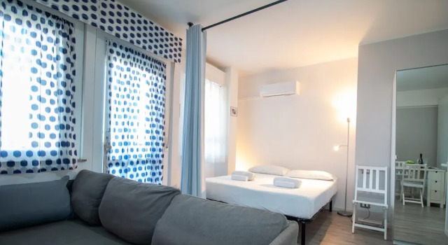 Joy House in Quartu Santa Elena, Забронировать Отель Куарту-Сант-Элена Южная Сардиния