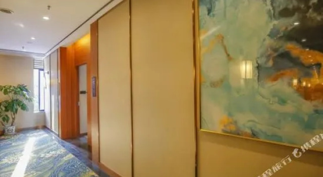Rujia Huayi Selected Hotel (Qingdao Jimo Ancient City Baolong Square Store), Rezerwuj Hotel Jimo Qingdao