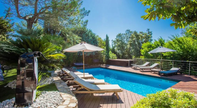 Вилла VILLA JUSTINE VI4239 By Riviera Holiday Homes
