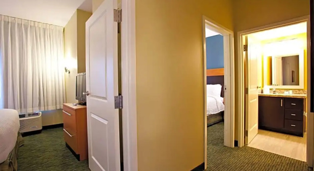 Четырёхместный люкс с 2 комнатами TownePlace Suites by Marriott Fort Walton Beach-Eglin AFB