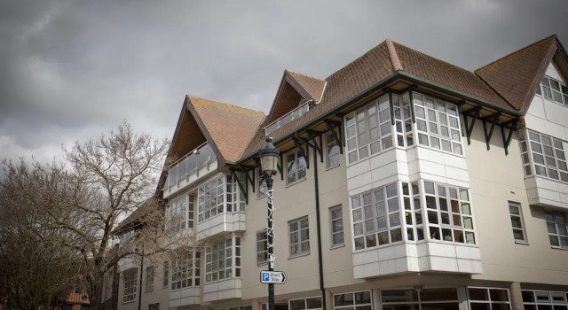 Toothbrush Apartments - Central Ipswich - Nr Train Station, Забронировать Апартаменты/квартира Отели Ипсвича с парковкой, рядом с Арка и дом Джин Инджелоу, Парковка