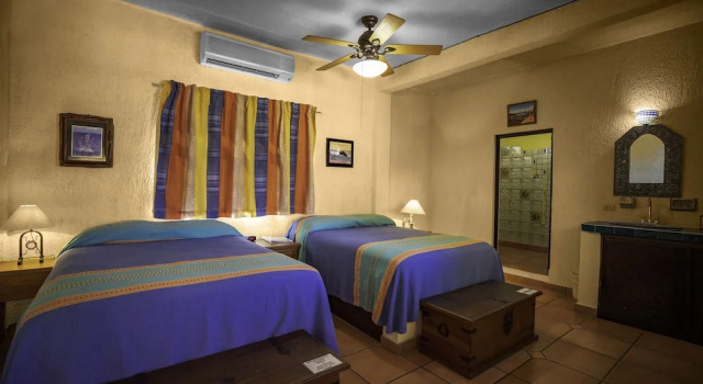 Четырёхместный номер Standard Hotel Posada Luna Sol