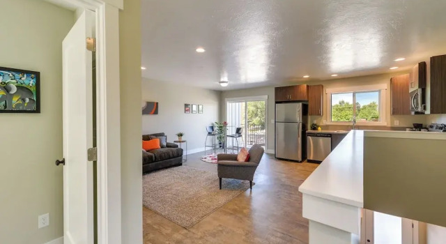 Modern Apt - 7 Mi to St. Anthony Sand Dunes!, Buchen Sie Ferienwohnung St. Anthony Idaho