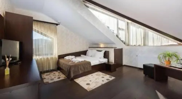 Villa Hera Luxury, Rezervovat Vila Hotely v Prahova Valley s parkováním, Parkování