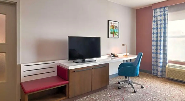 Двухместный люкс Hilton Garden Inn Bloomington