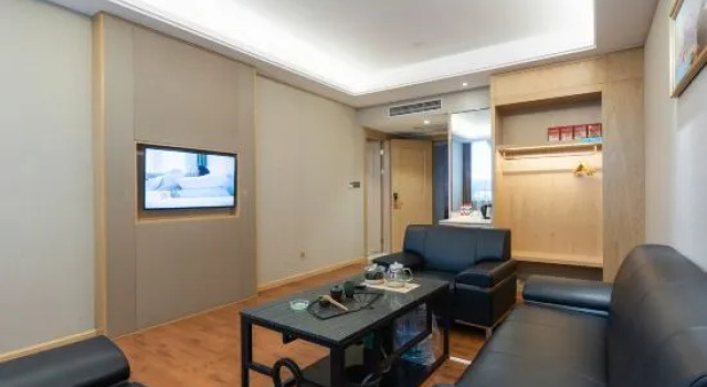 Люкс Business Vienna Hotel Guangzhou Baiyun Airport Qinghu