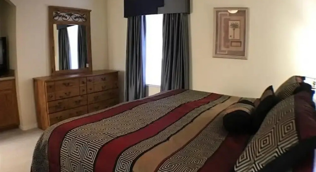 Hemingway Golf View Apartment 4 Bedroom, Забронировать Апартаменты/квартира Отели Lakeland - Winter Haven с парковкой, Парковка