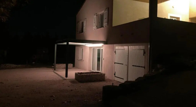 Bel appartement en campagne, Rezerwuj Apartament Grane Drôme