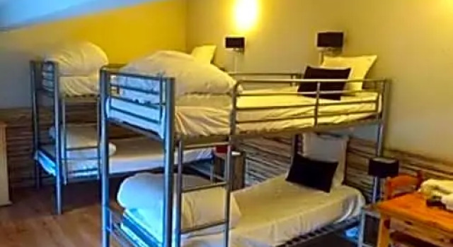 Семейный номер Standard Logis Hôtel du Haut-Bugey