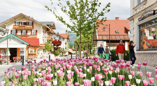 Ferienwohnung in Ruhpolding, Varaa Huoneisto Hotellit Baijeri pysäköinnillä, Pysäköinti
