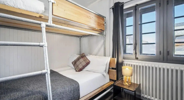 Chalet Auberge Les Mélèzes, Забронировать Шале Виллы Горнолыжного региона Эспас Килли, Вилла