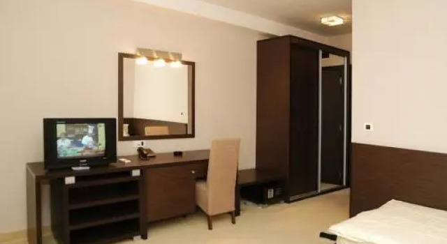 Hotel Golf, Buchen Sie Hotel Kruševac Zentralserbien