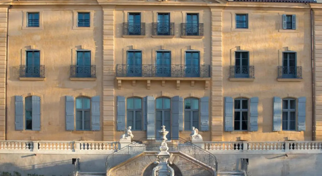 Château de Fonscolombe - Relais & Châteaux, Book Hotel SPA-hoteller i Carros, SPA