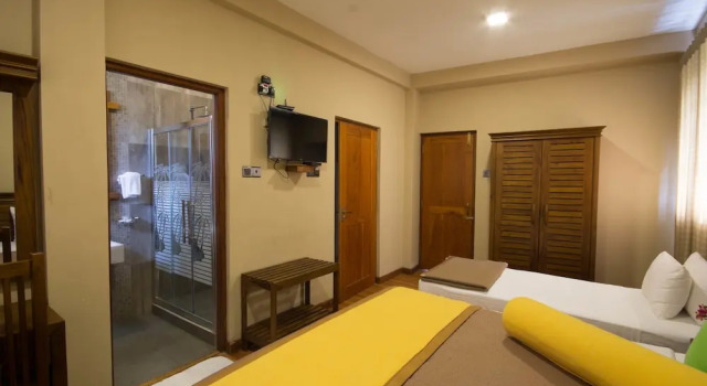 Трёхместный номер Standard Hill Pride City Hotel