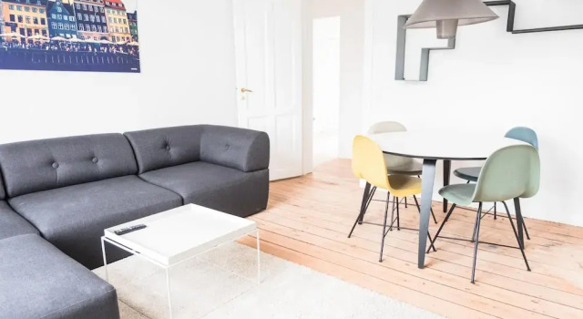 2-bed With Private Balcony, Buchen Sie Ferienwohnung Kopenhagen Seeland