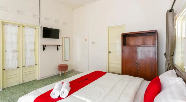 RedDoorz Syariah near Titik Nol Yogyakarta