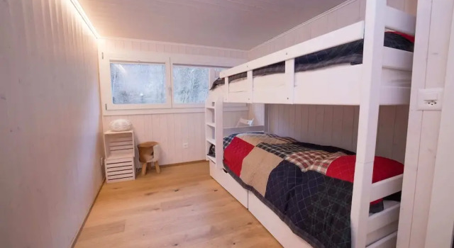 Chalet Okkernoot, Prenota Chalet Hotel a Canton Vallese con parcheggio, Parcheggio