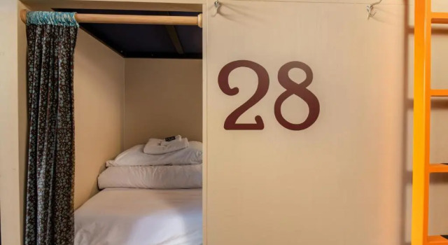 Кровать в общем номере The Bunkhouse