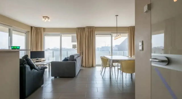 Apartment by Belgian Coast With Dune Views, Prenota Appartamento Hotel a Flanders con parcheggio, Parcheggio