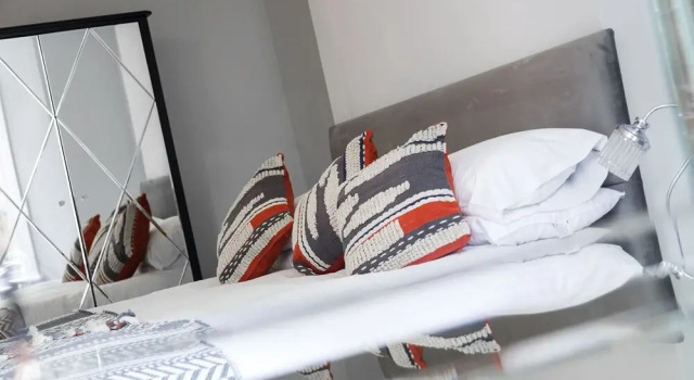 Stylish York Gardens Apartment, Забронировать Апартаменты/квартира Отели Бристоля с парковкой, рядом с We The Curious, Парковка
