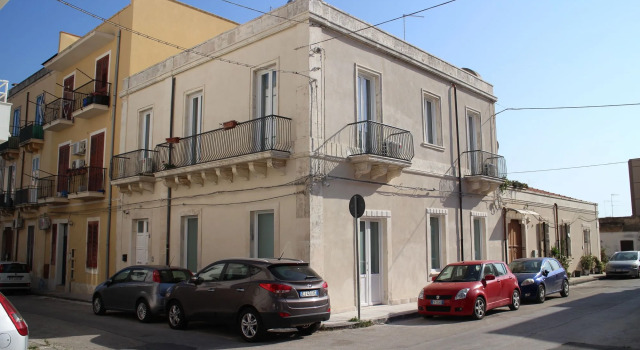 Attis Guest House