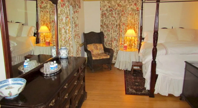 Bridgetown Mill House, Забронировать Отель Отели Bucks County с завтраком, Завтраки
