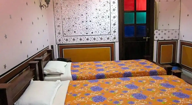 Номер Economy Rani Mahal Hotel
