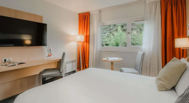 Двухместный номер Classic Mercure Annecy Sud