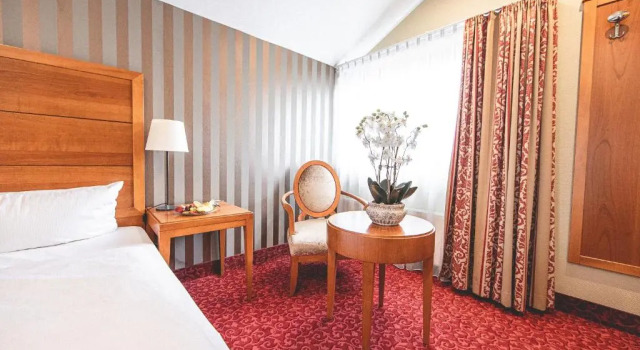 Двухместный номер Comfort PLAZA INN Recklinghausen