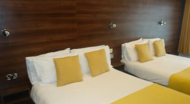 Sandhurst Hotel
