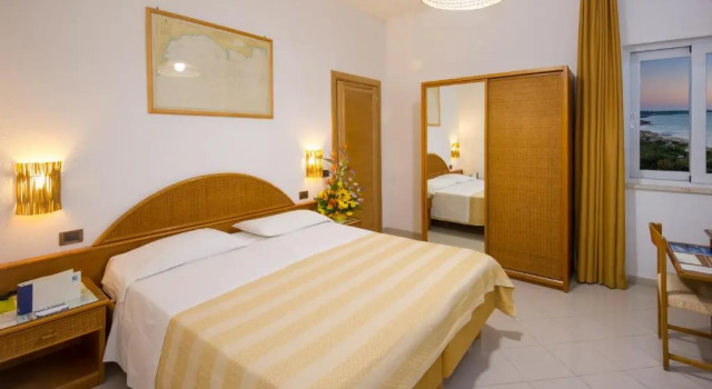 Трёхместный номер Economy Ecoresort Le Sirene - Caroli Hotels