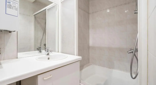 Апартаменты Cosy apartment with free parking centre of Knokke