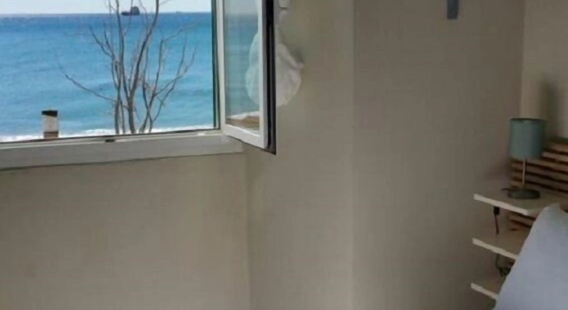 Luna Rooms