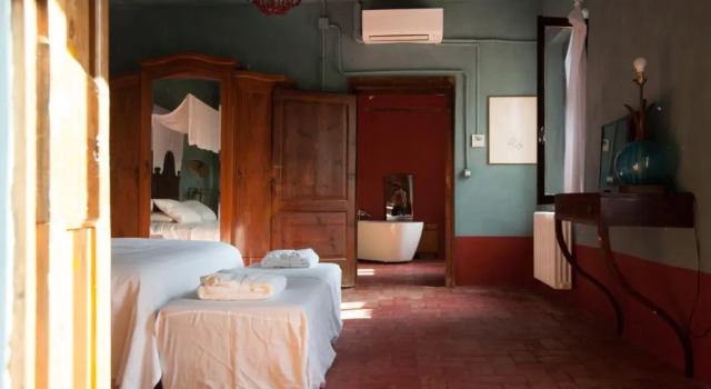 Corte Mantovanella, Buchen Sie Hotel Porto Mantovano Lombardei