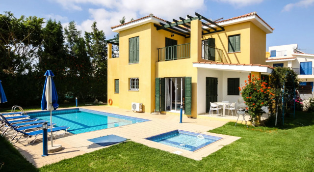 Willa 4 pokoje Kotsias Villas
