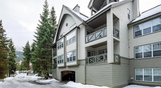 Deer Run by Whistler Premier