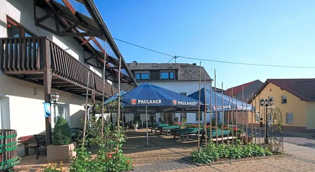 Gasthaus-Pension Ferring, Buchen Sie Hotel Verbandsgemeinde Irrel Eifel