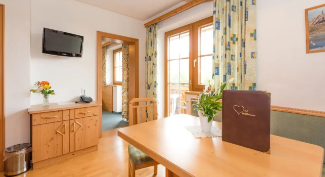 Семейные апартаменты c 1 комнатой Pension- Appartement Kristall