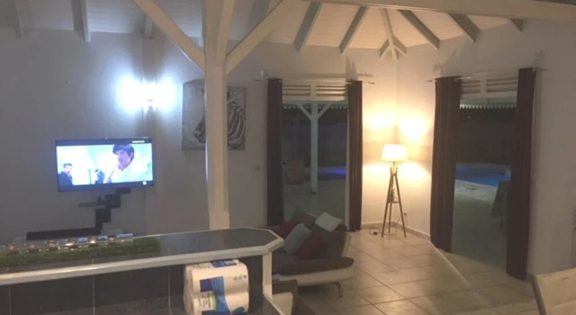Villa With 4 Bedrooms in Baie Mahault, With Wonderful Mountain View, P, Rezervovat Vila Chaty v Basse-Terre, Chalupa