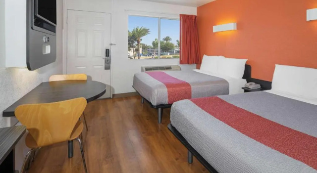 Номер Standard Motel 6-Ventura, CA - Beach
