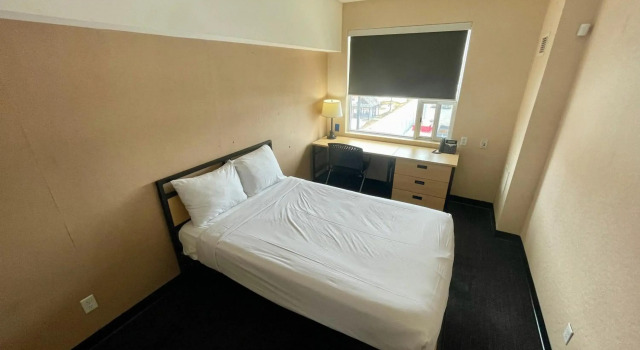 Residence & Conference Centre - Ottawa West, Varaa Hotelli  