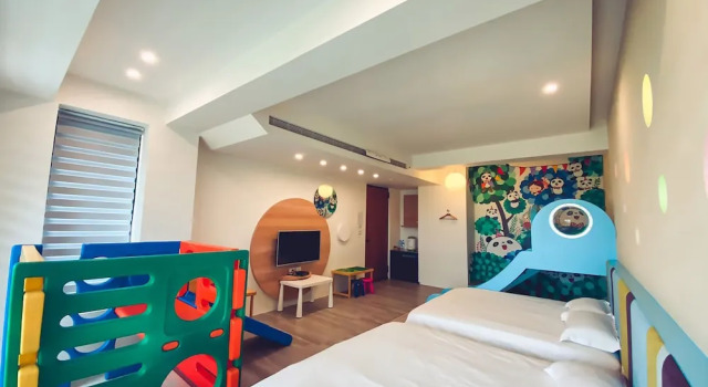Wo Club Hall