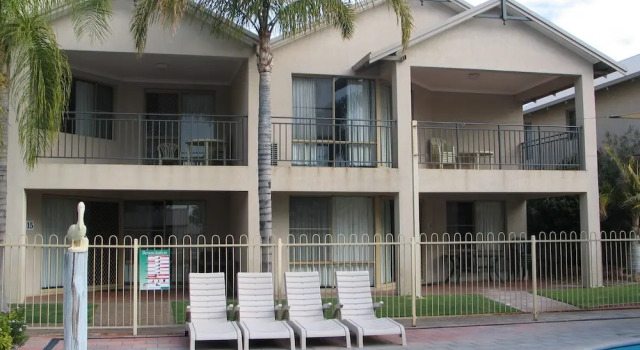 Номер Standard с 3 комнатами с видом на бассейн Pelican Shore Villas