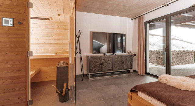 Chalet W - Ski in Ski out auf der Planai diekt an der Skipiste by Schladmingurlaub, Rezerwuj Chalet Hotele w Schladming - Dachstein z parkingiem, Parking