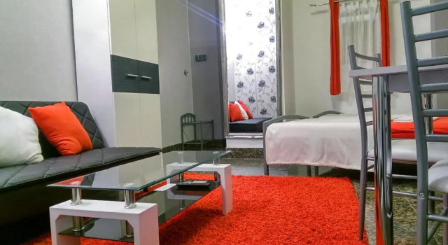 Studio Laura, Prenota Appartamento Splitska 