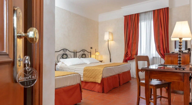 Hotel La Pergola, Boek Hotel Hotels in Lazio met zwembad, Zwembad
