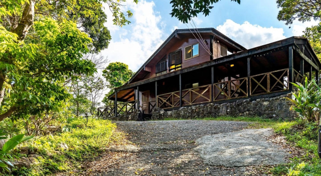 Izumi'S Forest Cabin, Prenota Hotel Motobu 