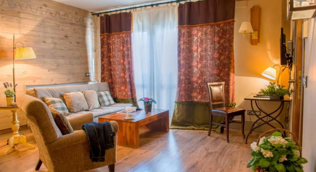 Номер Superior Hotel Plaza
