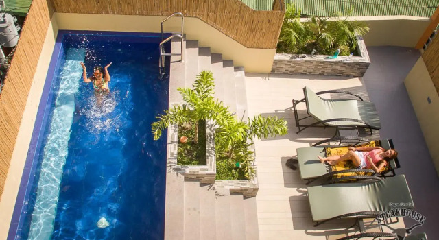 Номер Luxury Papa Freds Beach Resort