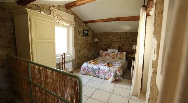 Lou Pataclet - Chambre d'hôtes Cigalou, Book Hotel Charols Drôme Provençale